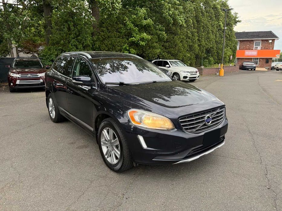 Volvo XC60      2015