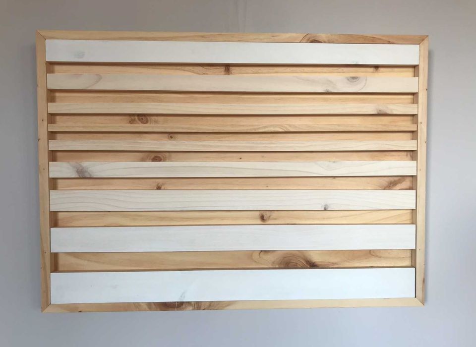 Peça decorativa em madeira