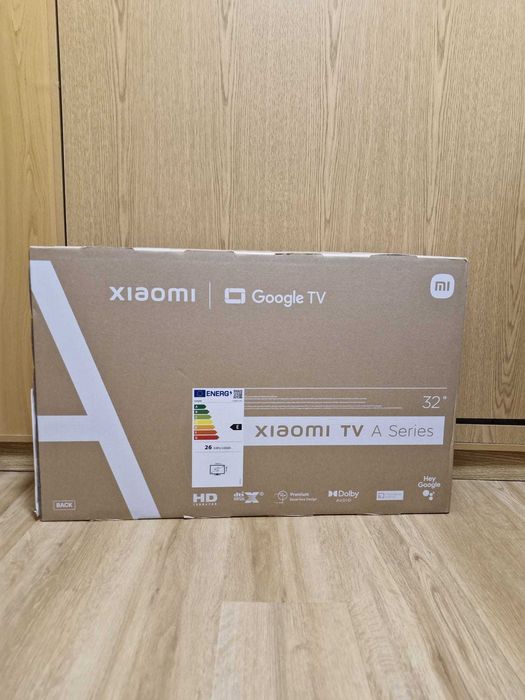 Smart TV nova, na caixa