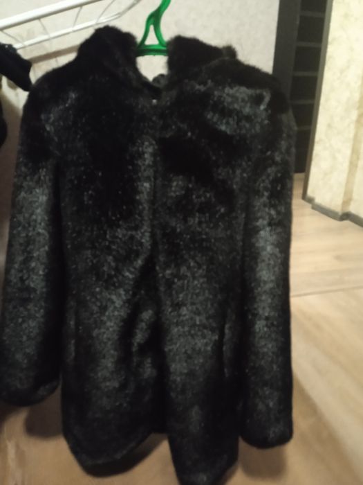 Продам шубу не натуральная