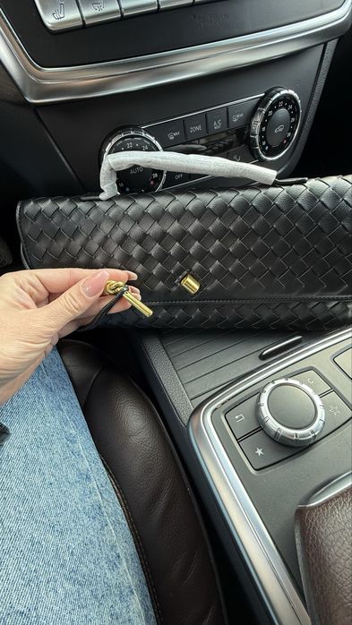 Продам Сумка-клатч