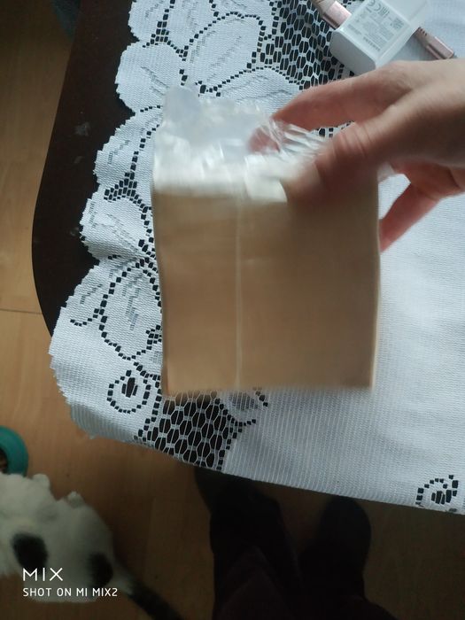 Papierowe podstawki pod kubek ok. 60sztuk.