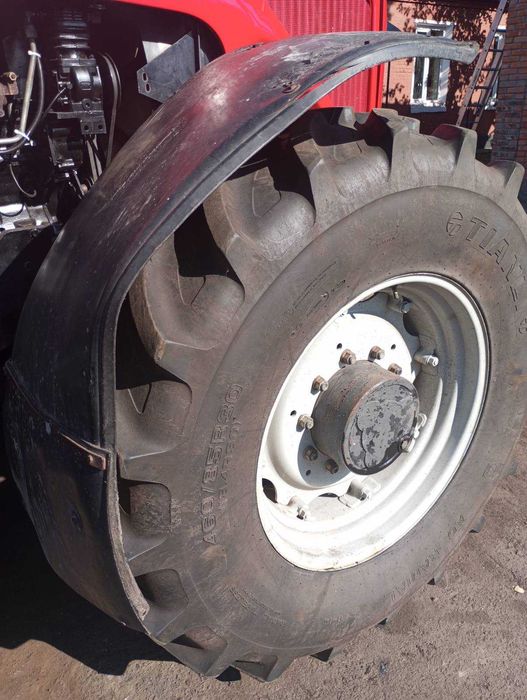 Massey Ferguson 8260