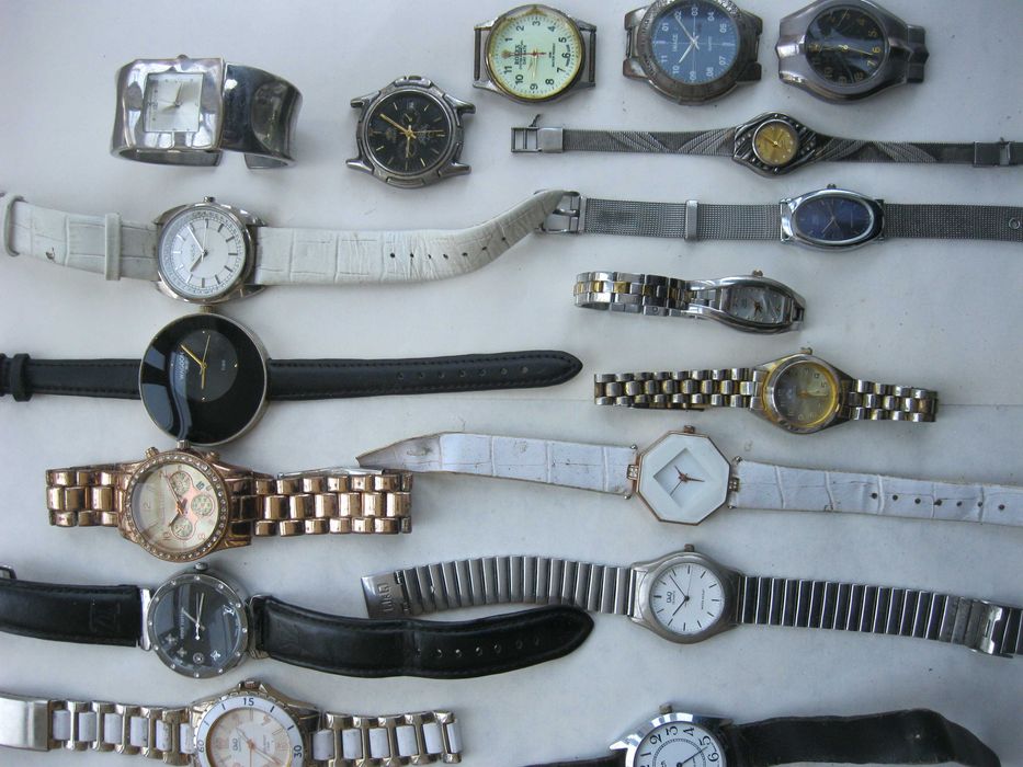 Продам часы наручные