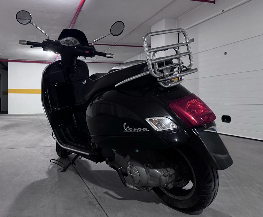 Vendo Vespa GTS 300
