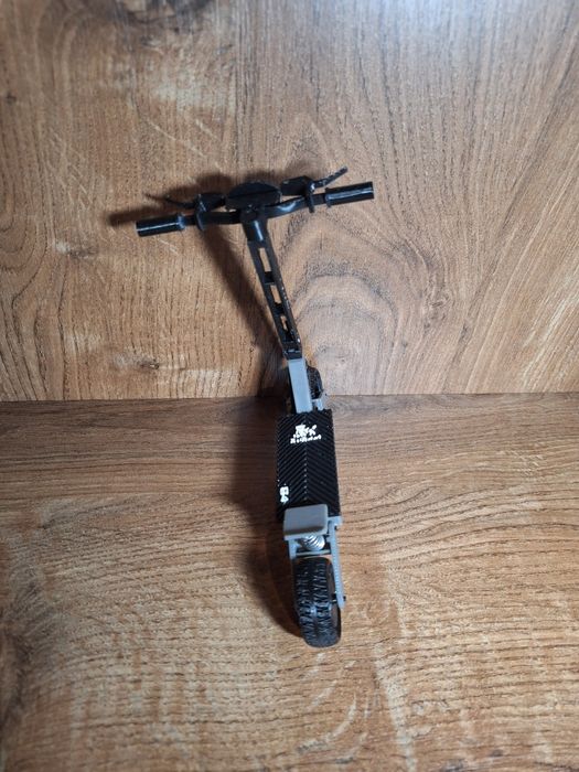 Kukirin g4 model