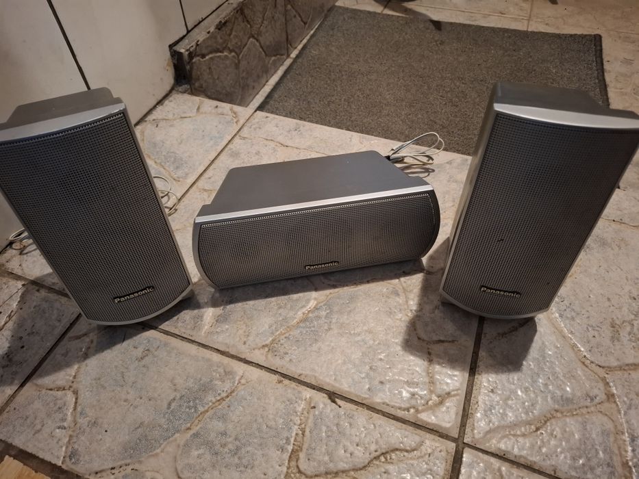 Panasonic 3 glosniki i subwoofer