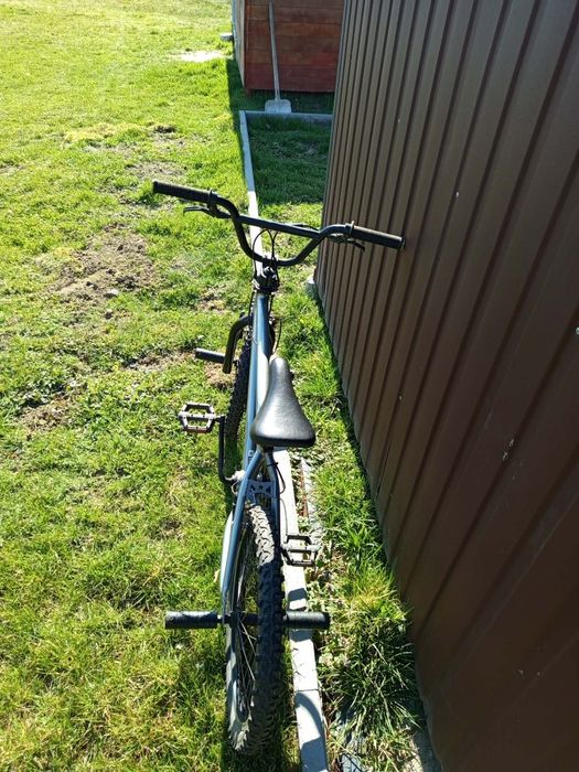 Rower BMX srebny