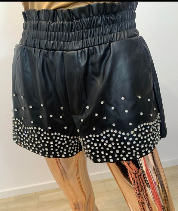 Szorty Diamonts Noww