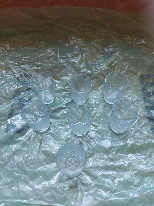 Stare grube szklanki 8sztuk z czasów PRL