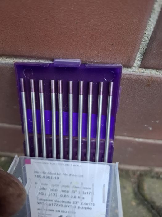 Elektroda wolframowa 2,4 10 szt Fiolet