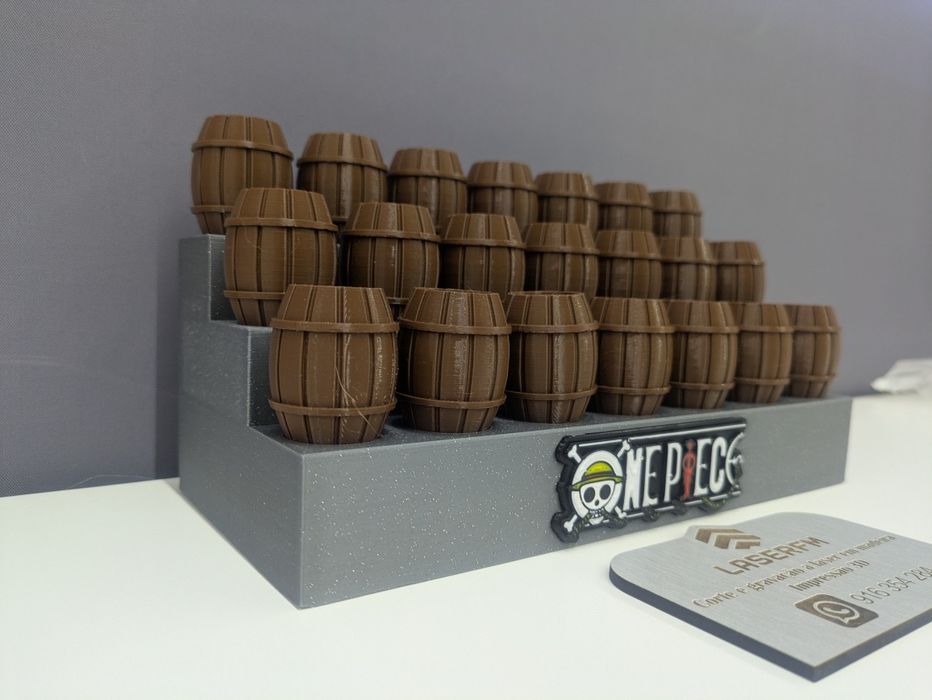Expositor coleção One piece Kinder