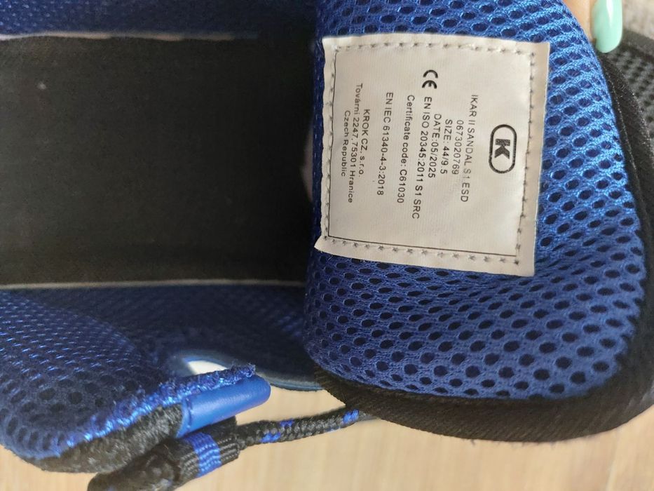 Робочі сандалі..