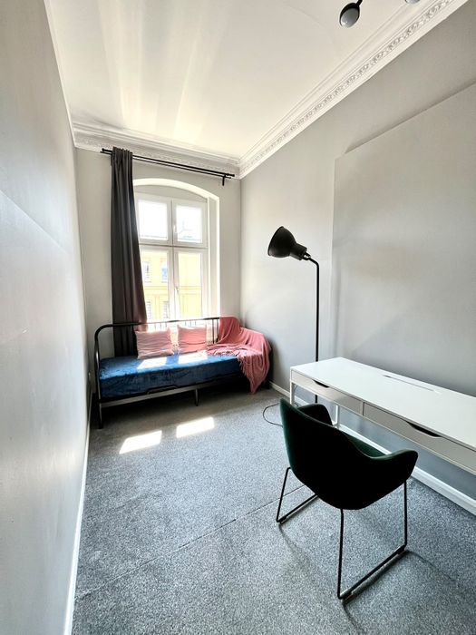 Duże 4 niezależne pokoje 3 łazienki  plus salon  w Centrum ul. Taczaka