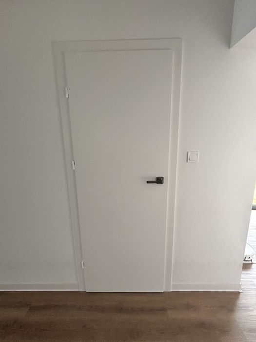 Drzwi i oscierznica DRE