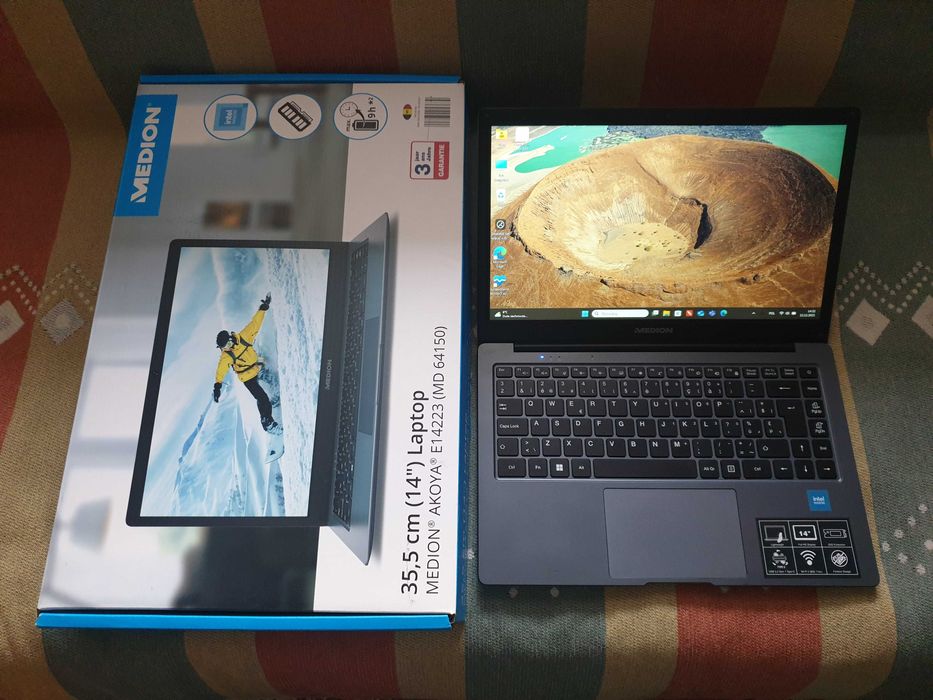 Laptop Medion E14223. Nowoczesny, lekki i praktyczny