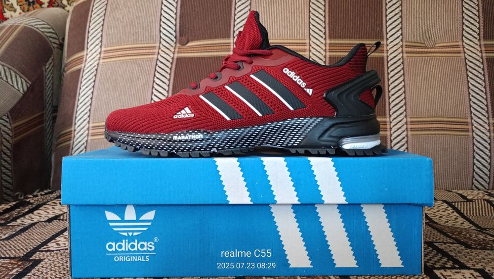 Кросівки adidas marathon