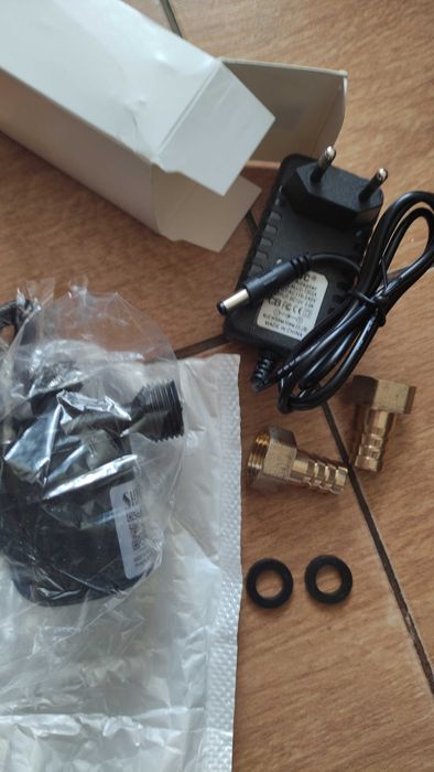 Циркуляционний насос опалення 8-24в для гарячей води новий 12-24в