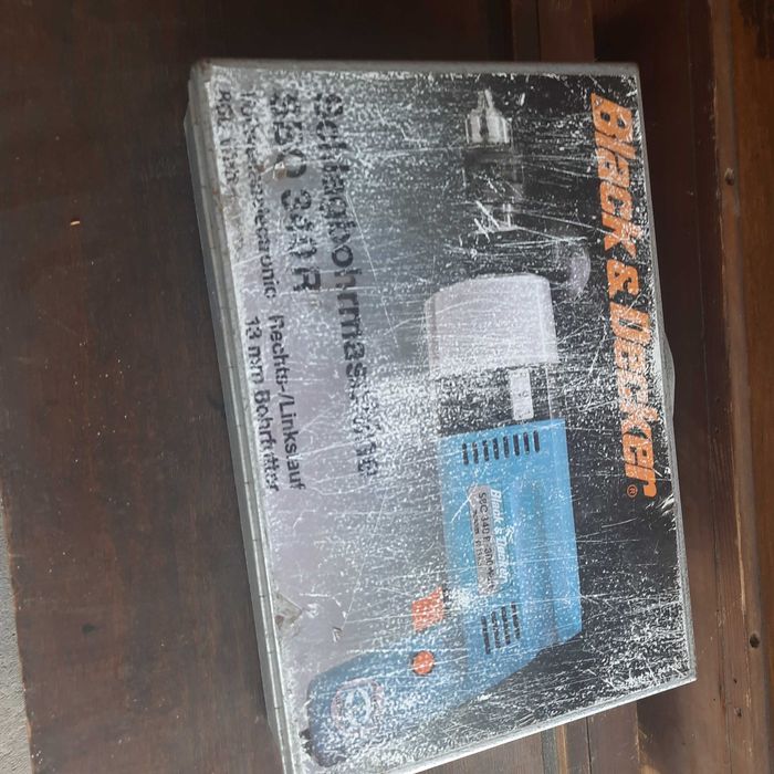 wiertarka Black & Decker  / 221