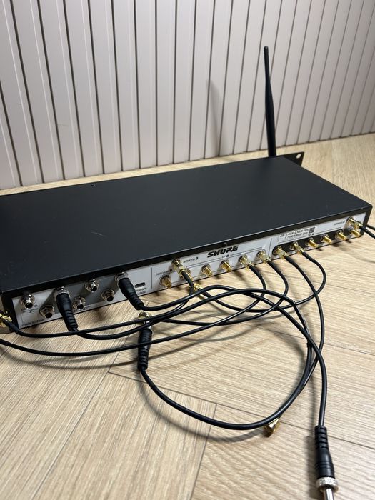Menedżer częstotliwości bezprzewodowych Shure GLXD+ 2.4 5.8 frequency