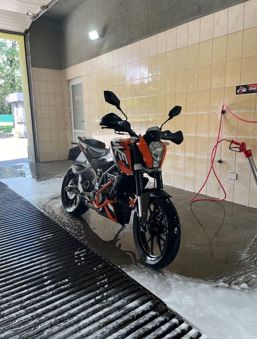 Мотоцикл Ktm duke 200
