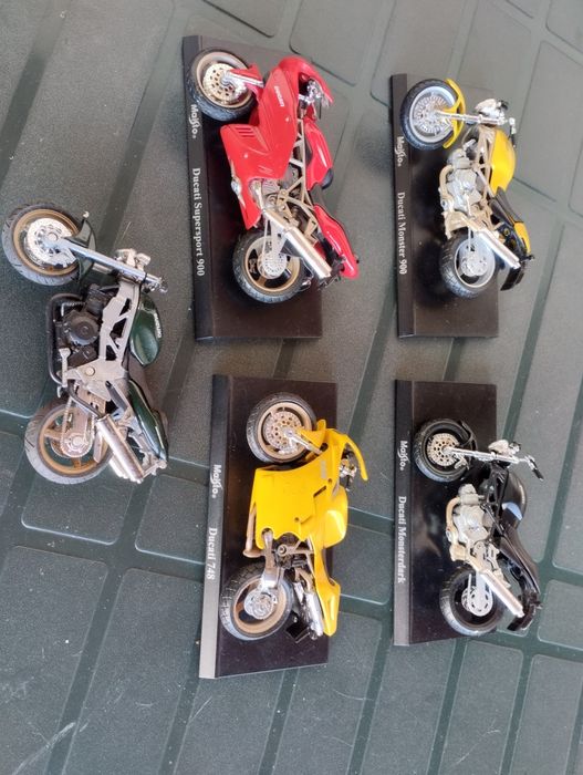 Miniaturas de motos Maisto