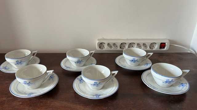 Serviço de Jantar Vista Alegre Antigo – Porcelana Portuguesa
