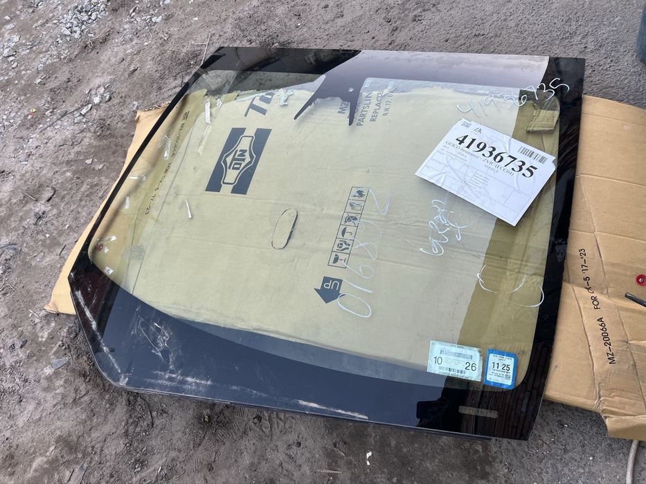 Лобове скло Tesla Y 22рік