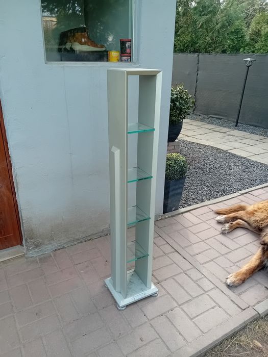 Stojaki do płyt. Komody stojące