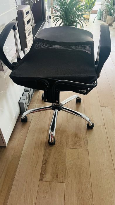 Fotel na części ewntualnie do skrecenia