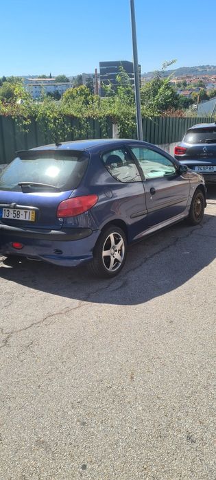 Peugeot 206 bom estado mecanico