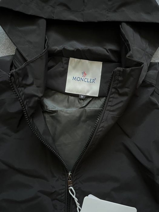 Ветровка Moncler