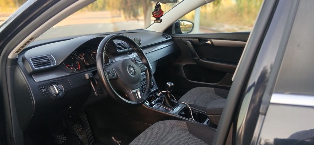 Volkswagen passat variant 1.6tdi 2012 com 150000km  aceito retomas