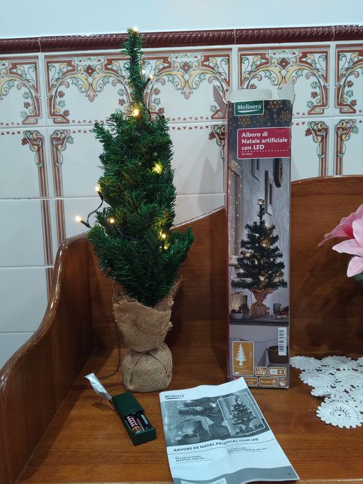 Árvore de Natal com LED's casa quarto apartamento vivenda escritório.