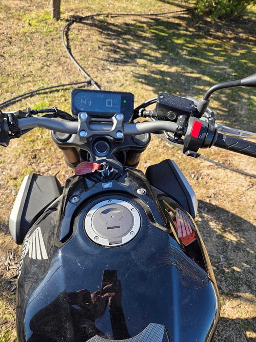 Mota como nova sempre de garagem