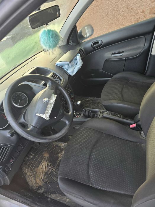 Peugeot 206 plus 1.4 HDI 2009 Rok