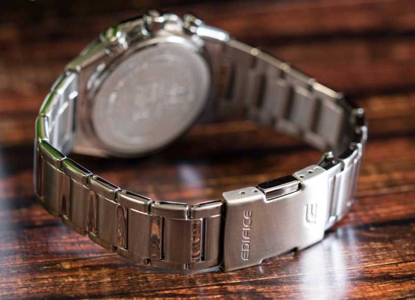 Męski zegarek casio EDIFICE EQB-1100