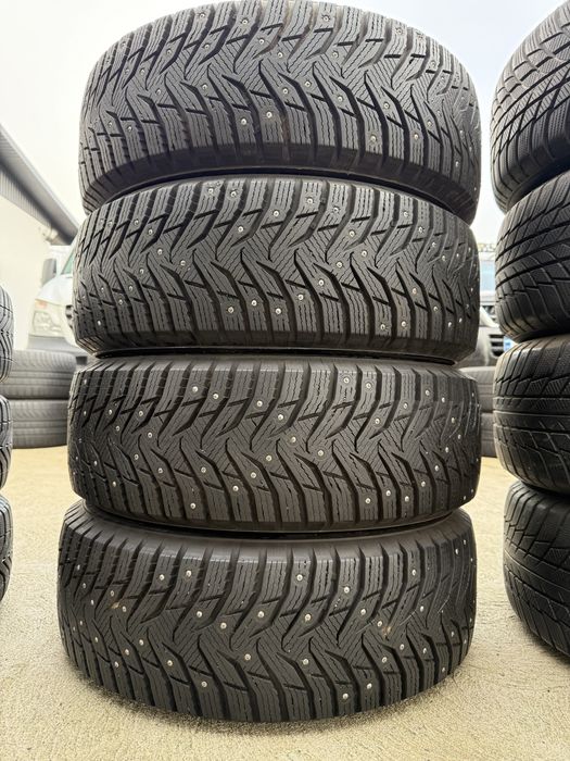 205/60/16 Kumho WinterCraft Ice Wi31+