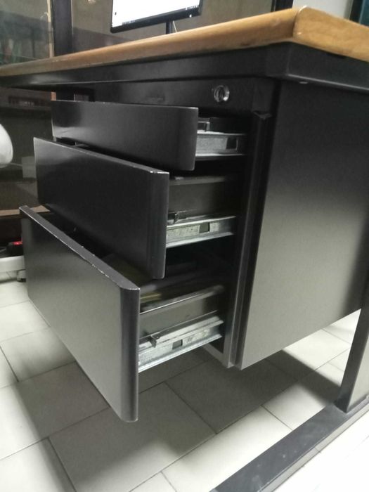 Mesa de Escritório
