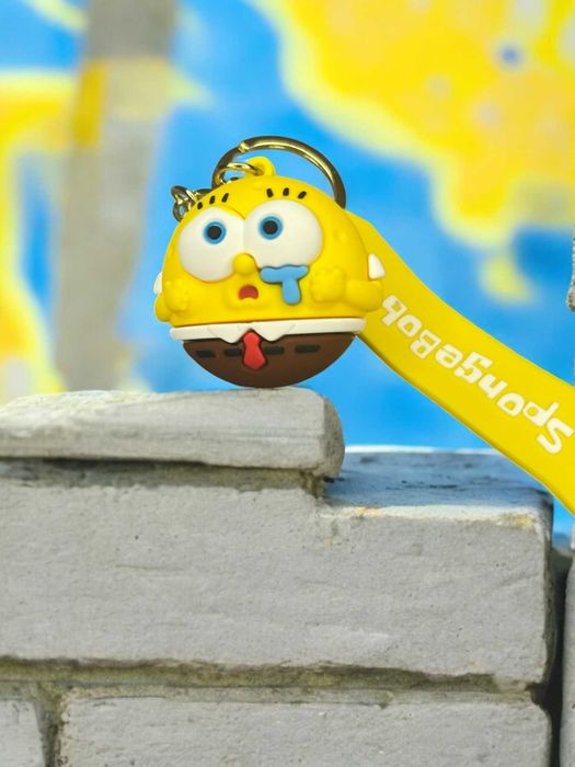 Breloczek SpongeBob w kształcie kuli