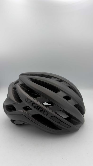 Powystawowy Kask Rowerowy Giro Agilis Mips r. M (55-59cm)
