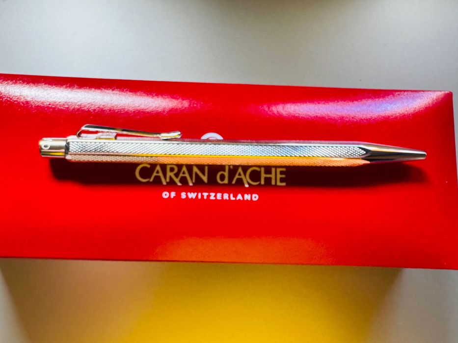 Caneta Caran d’Ache