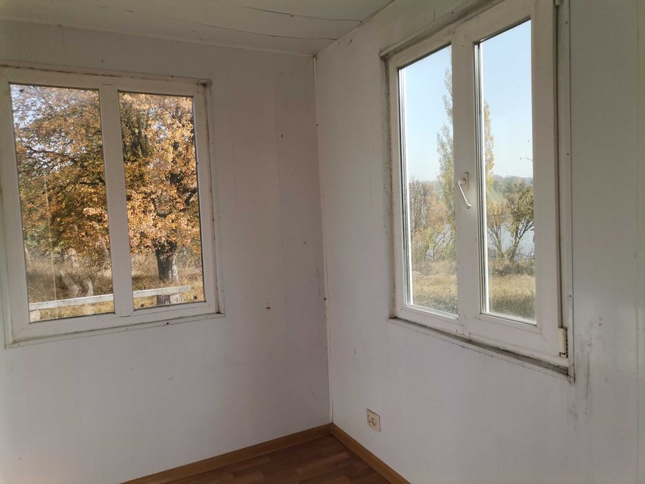 Жилой вагончик- (2.4х 2.4м.)