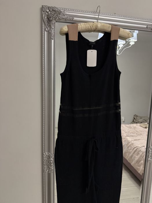 Трикотажный комбинезон Escada