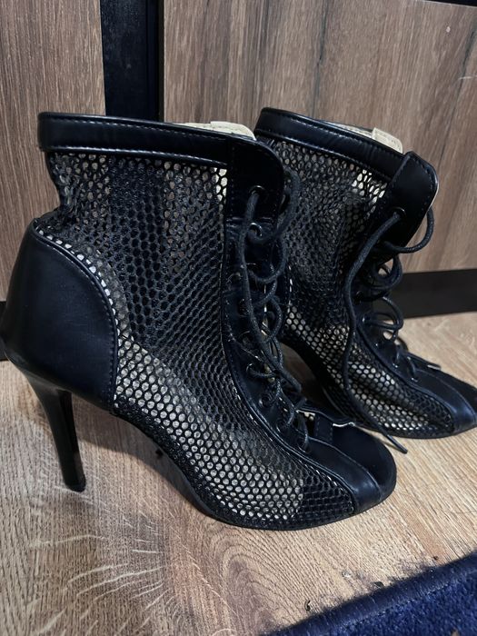 Продам heels б/у