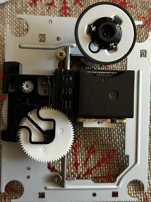 LASER CD SF-P101N 15PIN z mechanizmem SF-P101N