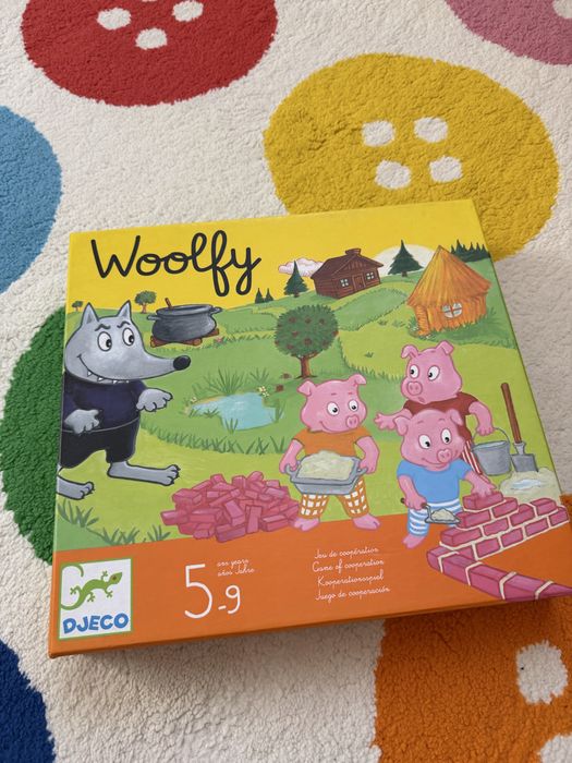 Djeco Woolfy  «Троє поросят»