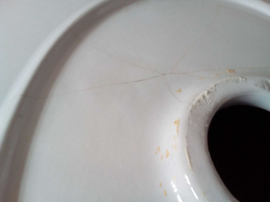 Раковина для ванної кімнати