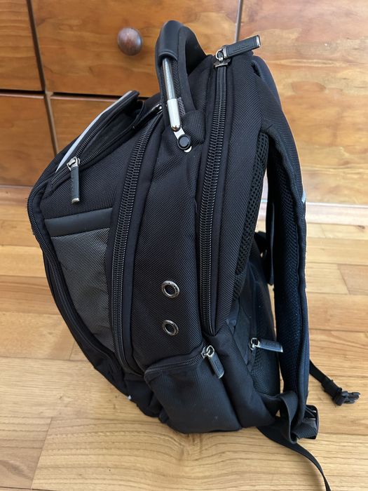 Mochila Melbourne Port 15.4” Como nova