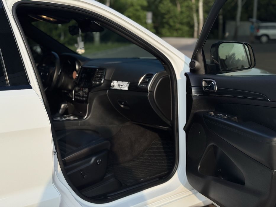 Jeep Grand Cherokee Limited X 2021